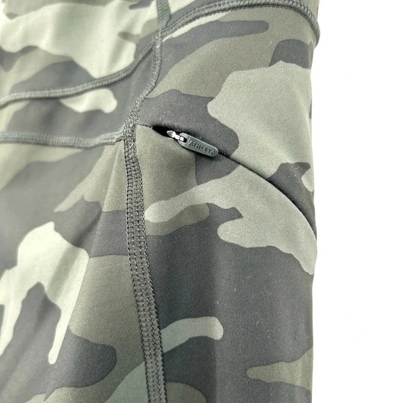 Athleta Camo Contender 7/8 Tight Olive Green Size Small - Picture 5 of 11